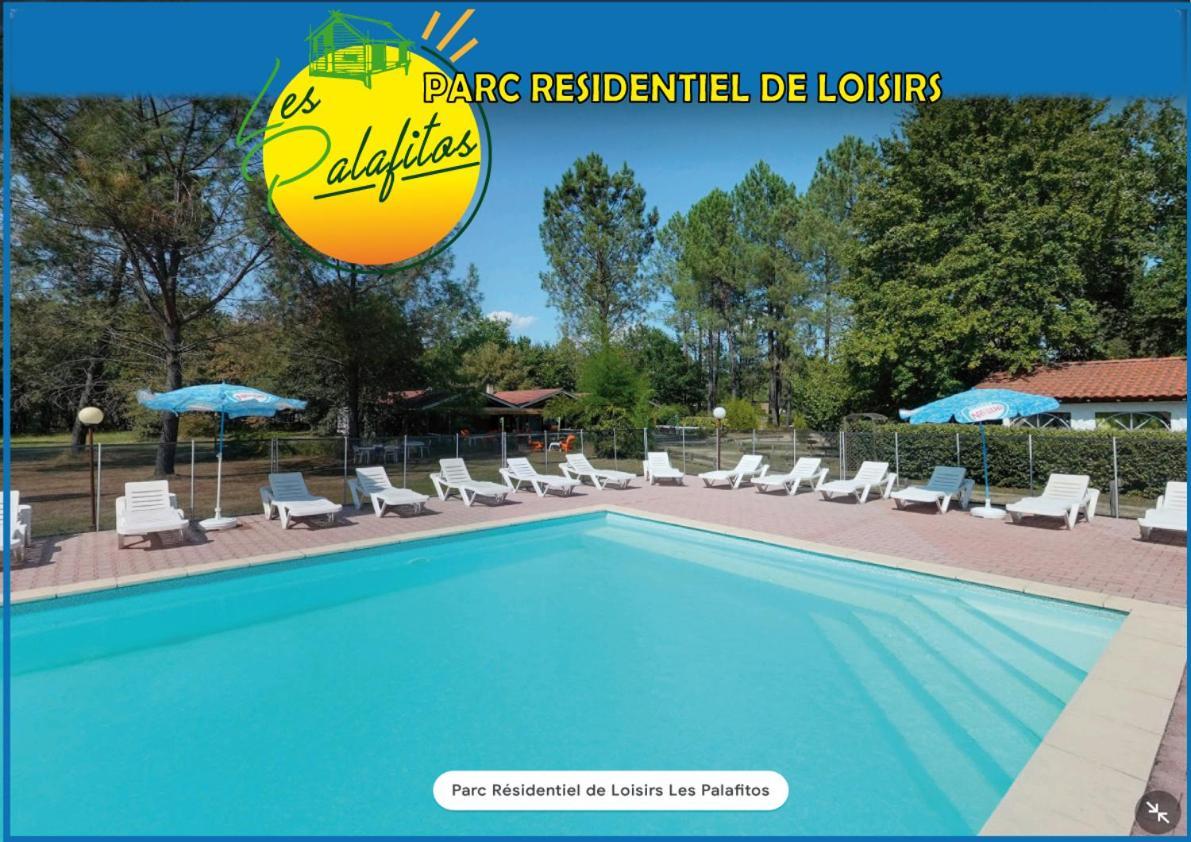 ホテル Les Palafitos Luglon エクステリア 写真